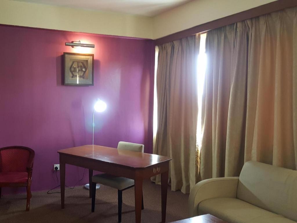 Klang Histana Hotel Экстерьер фото